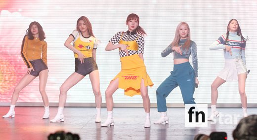 [포토] 위걸스, ‘바디~터치’