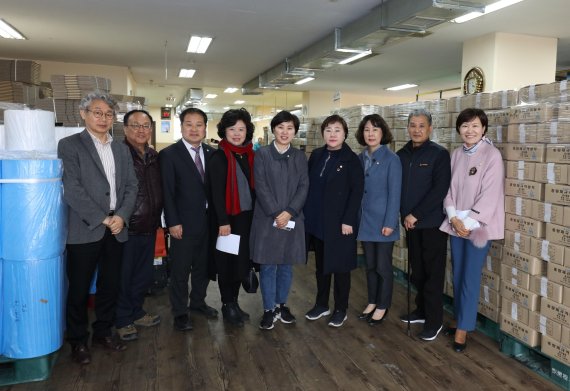 안양시의회 보사환경위원회 생활폐기물 적환장 현장방문. 사진제공=안양시의회
