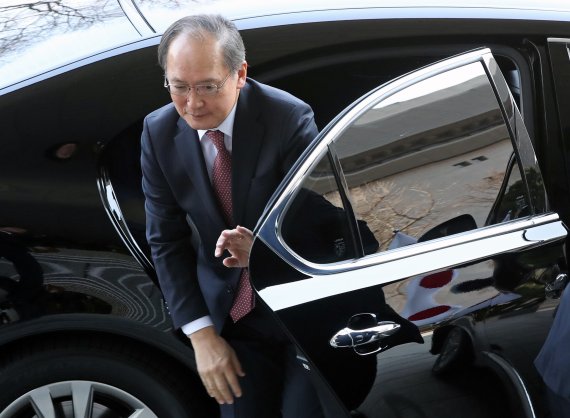 日 초등교과서에도 '독도는 일본땅'… 한&middot;일 갈등 키운다