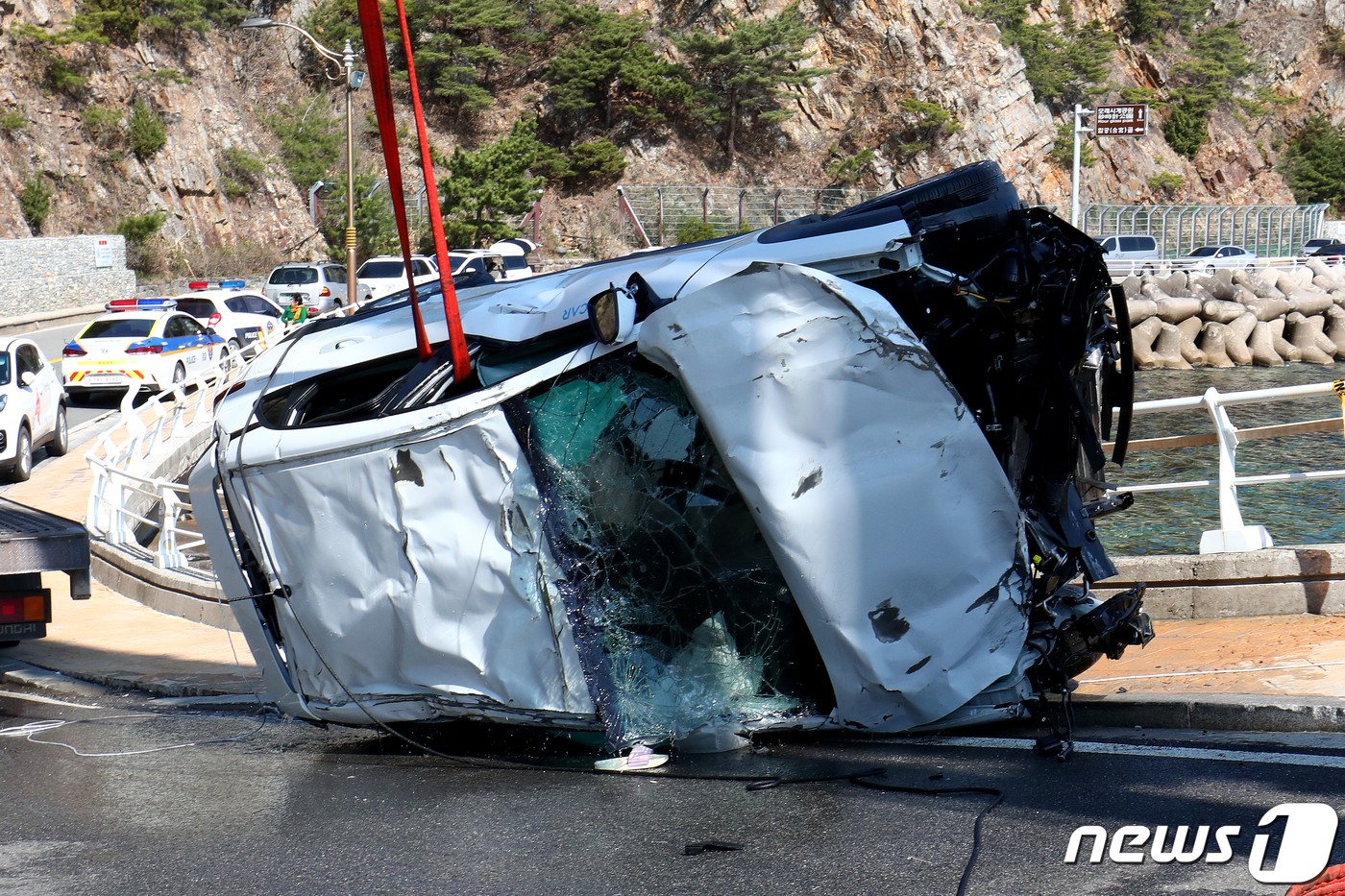 허술한 차량 대여 시스템이 부른 '강릉 바다 추락 사고'의 전말