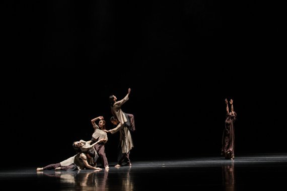 한국무용제전 폐막공연 최지연 작품 /사진=fnDB