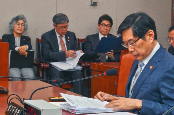 법무부장관, 국민권익위원장, 노동부장관 그리고 환경부장관