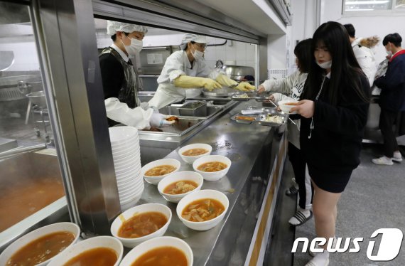 친환경 급식. 뉴스1 DB © News1 안은나 기자