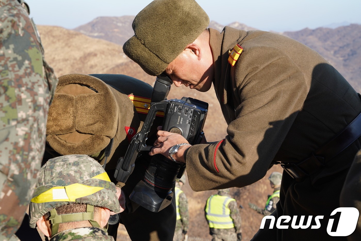 北 응답 없는데…'군사합의' 홍보 나선 국방부의 속내