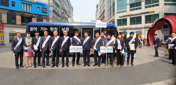 한대희 군포시장 ‘군포愛머니’ 거리홍보. 사진제공=군포시