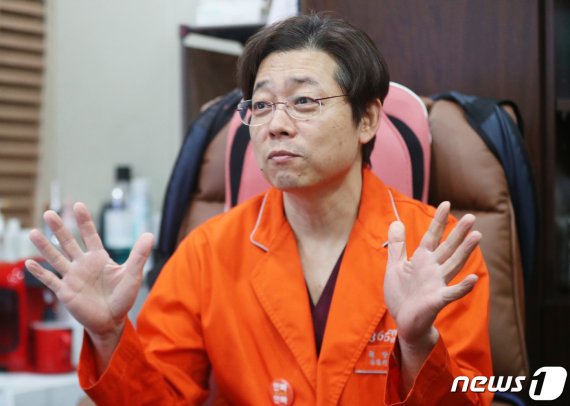 조민영 365mc 천호점 대표원장은 <뉴스1>과 인터뷰에서 다이어트 방법 중 하나로 먹는 즐거움을 이겨낼 수 있는 다양한 취미생활을 가지라고 조언했다./뉴스1 © News1 오장환 기자