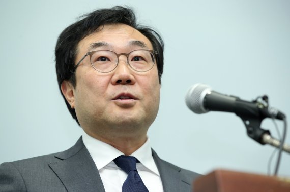 이도훈 외교부 한반도평화교섭본부장이 4일 연세대 김대중 도서관에서 발언하고 있다. 이 본부장은 우리 정부의 북핵 수석대표로서 북한 비핵화의 실무적 부분을 담당하고 있다. /사진=연합뉴스