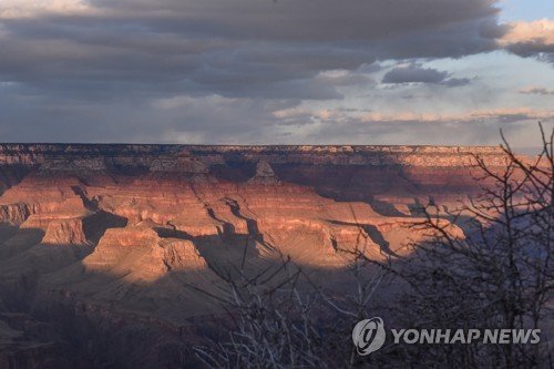 '2주 동안 3명' 美 그랜드캐니언서 또 실족 추락사