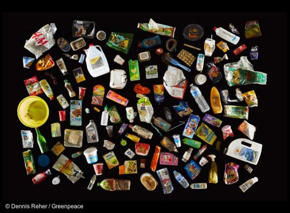 세계적으로 플라스틱 쓰레기 문제의 심각성이 확산되고 있다. 사진=그린피스
