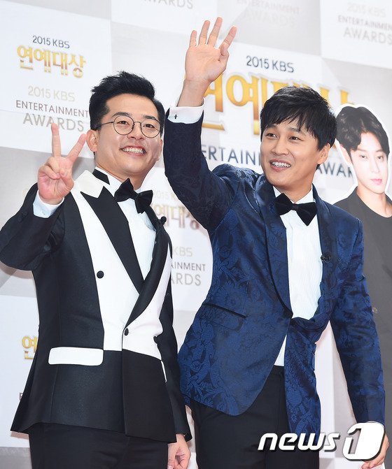 개그맨 김준호(왼쪽)와 배우 차태현 © 뉴스1