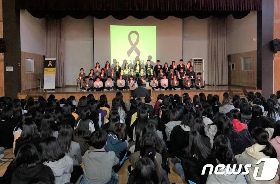 “언니, 오빠 편히 쉬세요” 전북 초등생들도 세월호 추모행사