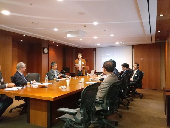 19일 오후 서울 중구 신라호텔 컨퍼런스홀에서 제4회 성공경제포럼이 열렸다. 이날 포럼에서는 남북경협에 대한 지속적 대비가 필요하다는 조언이 이어졌다. /사진=파이낸셜뉴스