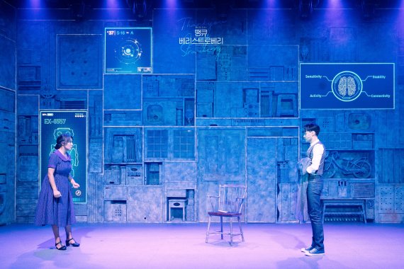 작품3_땡큐베리스트로베리-크레이티브와이 /사진=fnDB