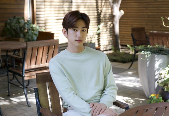 [인터뷰]갓세븐 진영 "노래·춤과 연기, 다른 매력 좋아좋아"