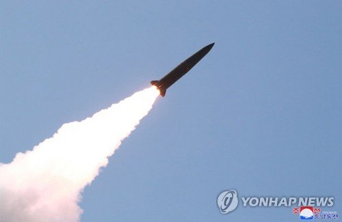 '북한판 이스칸데르'로 추정되는 단거리 미사일