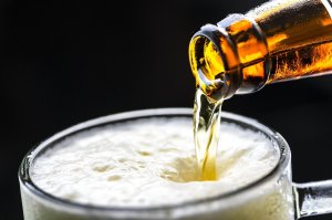 [질환과 음식] 하루 알코올 섭취량 30g 이상인 남성, 대사증후군 발생 위험 1.9배 높아