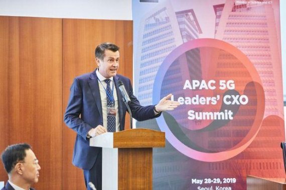 줄리언 고먼 세계이동통신사업자협회(GSMA) 아시아 대표가 발언을 하고 있다. GSMA 제공