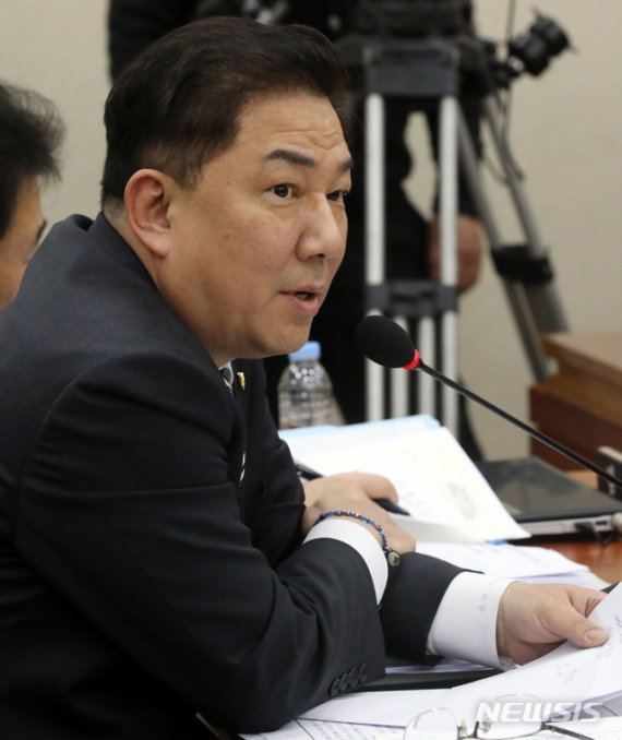 수백억 투자해서 산 야간투시경의 처참한 성능