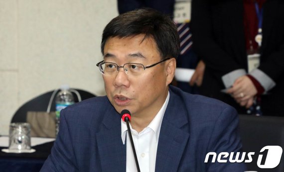 신상진 자유한국당 신정치혁신특별위원회 위원장. 뉴스1 © News1 남성진 기자
