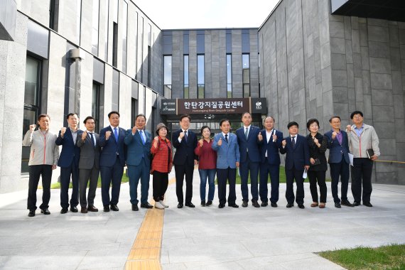 이재명 경기도지사 포천 한탄강 현장방문. 사진제공=포천시