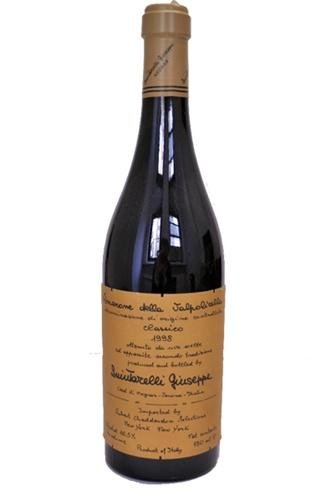 아마로네 와인의 최고봉으로 불리는 뀐따렐리 주세페의 아마로네 와인.