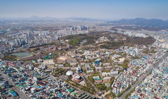전북대, QS세계대학평가서 7년 연속 '거점국립대 2위'