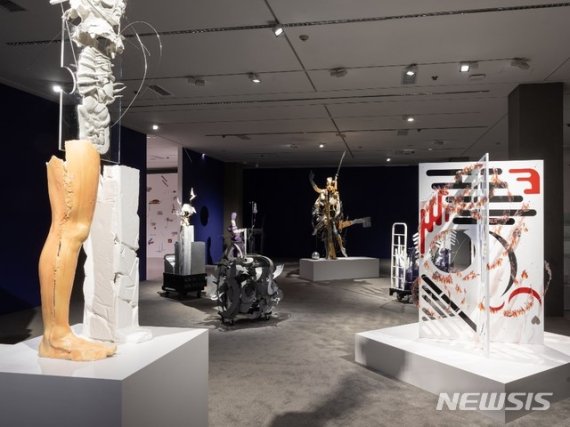 【서울=뉴시스】'젊은모색 2019 액체 유리 바다' 전시전경 국립현대미술관 제공