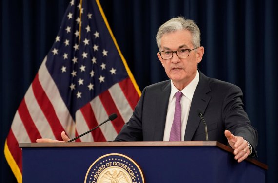 Federal Reserve Chairman Jerome Powell holds a news conference following a two-day Federal Open Market Committee meeting in Washington, U.S., June 19, 2019. REUTERS/Kevin Lamarque