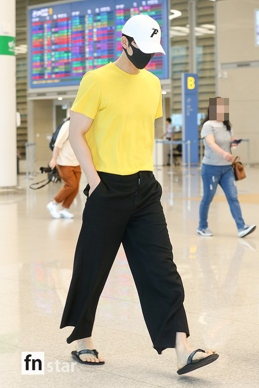 [포토] 공유, ‘남다른 넓은 보폭’