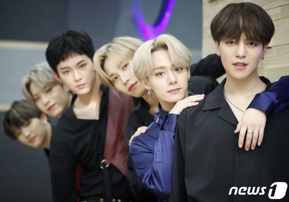 서울 장안동 RBW 사옥. 아이돌그룹 원어스(ONEUS) 환웅 딥풀이. 2019.6.19/뉴스1 © News1 권현진 기자