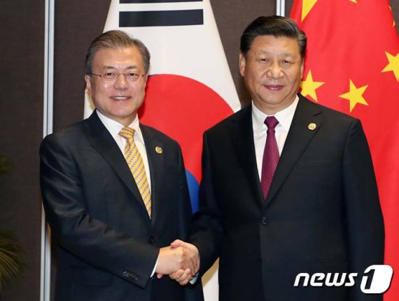 文대통령, 3박4일 정상외교 돌입…시진핑·트럼프 그리고 아베