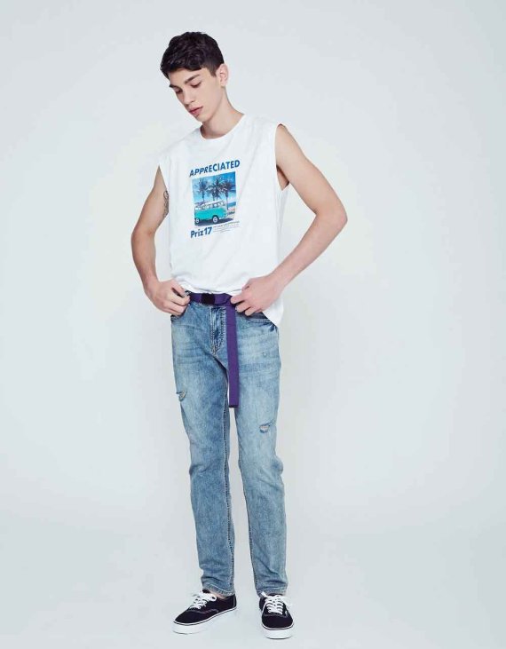 '뉴트로 청바지' 이정도 입어야 올여름 '패피' [박신영 기자의 유행 따라잡기]