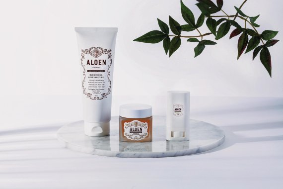 유니베라 알로엔