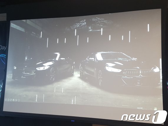 유니티 실시간 렌더링으로 만들어진 자동차 이미지와 실사. © 뉴스1