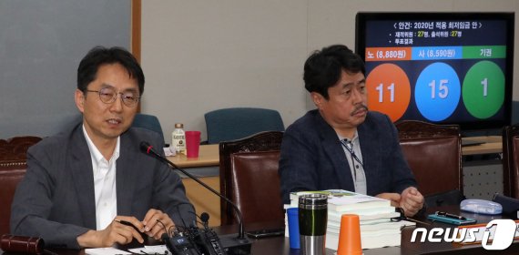 민주노총, 최저임금 근로자위원 전원 사퇴…"정책 폐기"