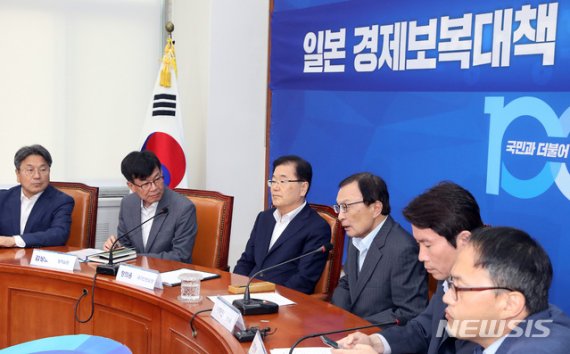 "日 무모한 도전에 단호 대응"…당청 간 핫라인 구축 '공조'(종합)