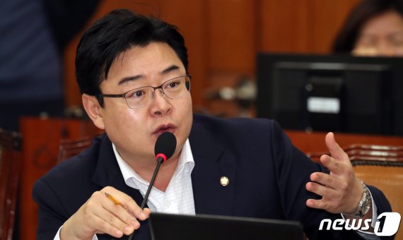 김성원 의원, '비서 음주운전'에 교통사고... 방조혐의 검토