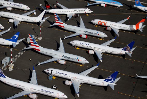 FILE PHOTO: Grounded Boeing 737 MAX aircraft are seen parked in an aerial photo at Boeing Field in Seattle, Washington, U.S. July 1, 2019. Picture taken July 1, 2019. REUTERS/Lindsey Wasson/File Photo /REUTERS/뉴스1 /사진=