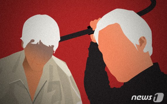 '50년 동반자' 살해한 70대 퇴직 경찰 "외도를 의심하고.."
