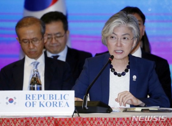 강경화, 메콩국가 만나서도 "日백색국가 제외 역내 번영 위협 ...