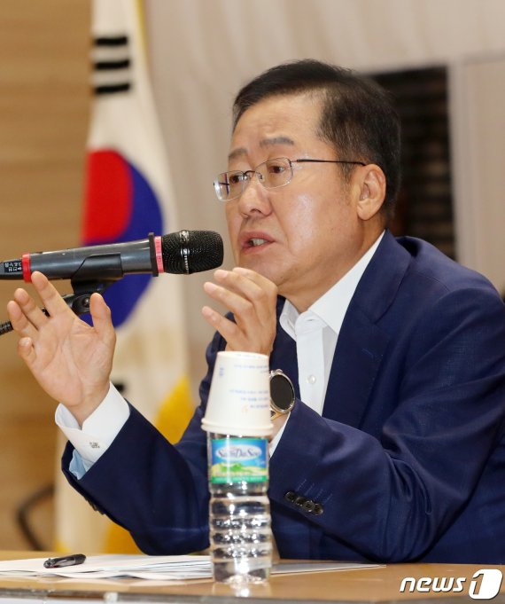 홍준표 자유한국당 전 대표. 2019.7.10/뉴스1 © News1 이종덕 기자