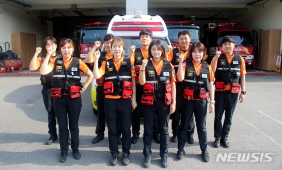 【광주=뉴시스】신대희 기자 = 광주 광산소방서는 구급대원 9명(3인 1조)으로 구성된 특별구급대를 운영한다고 4일 밝혔다. 2019.08.04. (사진 = 광산소방 제공)photo@newsis.com