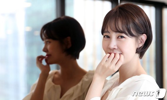 드라마 '60일, 지정생존자'에 출연중인 배우 최윤영이 20일 오후 서울 종로구 뉴스1 본사에서 인터뷰에 앞서 포즈를 취하고 있다. 2019.8.20/뉴스1 © News1 이동해 기자