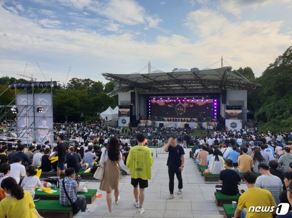 1일 서울 광진구 서울어린이대공원 능동 숲속의무대에서 열린 '아프리카TV 스타리그'(ASL) 시즌8 결승전 현장. © 뉴스1 박병진 기자