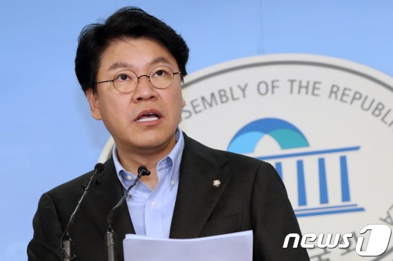 장제원 자유한국당 의원. 2018.12.3/뉴스1 © News1 민경석 기자