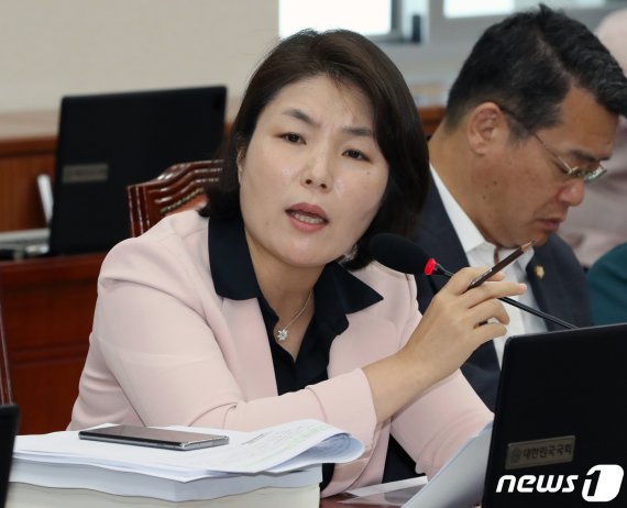 전희경 자유한국당 의원. 2019.8.20/뉴스1 © News1 이종덕 기자