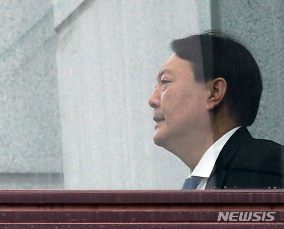 검찰, 윤석열 총장부부 관련 허위사실 유포 수사검토