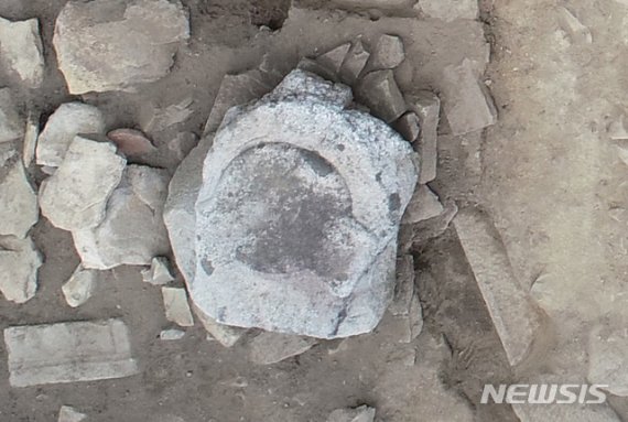 화천 계성리사지 고맥이 초석 (사진 제공: 문화재청)