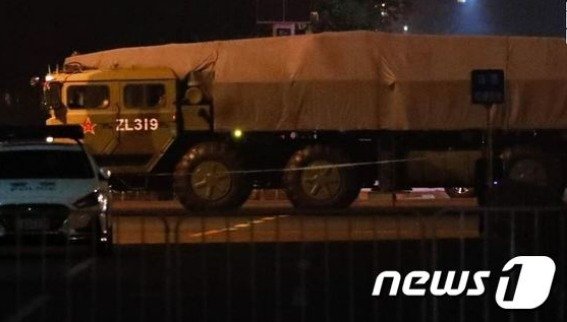 둥펑 미사일이 탑재된 것으로 보이는 군용차 - 바이두 갈무리