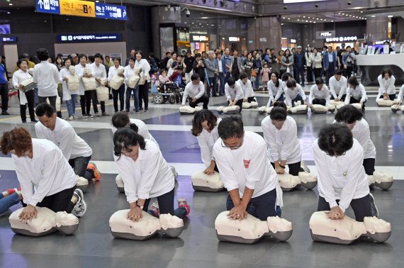 심폐소생술(CPR) 플래시몹 행사